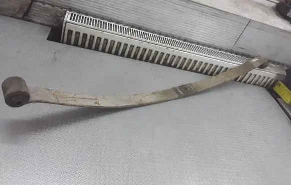 Volkswagen Caddy Rear leaf spring 