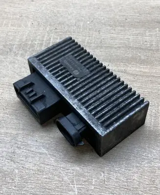 Renault Scenic I Glow plug pre-heat relay 7700111525