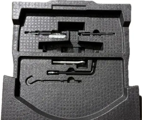 Subaru Outback (BS) Tool box 