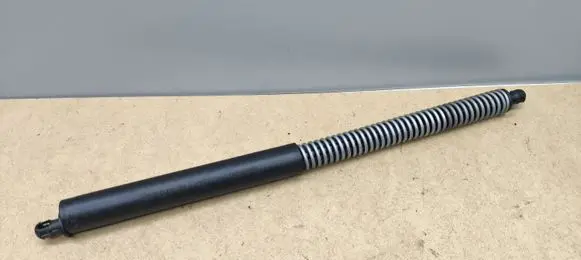 BMW 7 E65 E66 Tailgate/trunk strut/damper 7201462