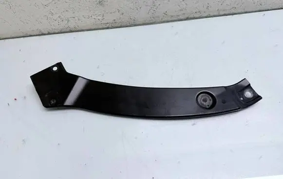 Volkswagen Tiguan Radiator support slam panel bracket 5N0806929A