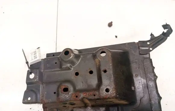 Nissan Primera Battery box tray 
