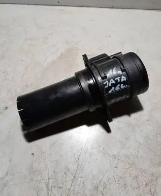 Volkswagen Jetta VI Mass air flow meter 03L906461 024010476 5WK97023