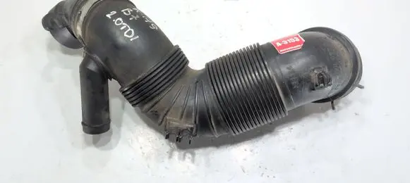 Volkswagen PASSAT B7 Air intake hose/pipe 3C0129654P