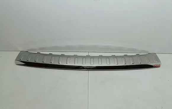 Mercedes-Benz GL X166 Rear bumper trim bar molding A1668840190 AT899