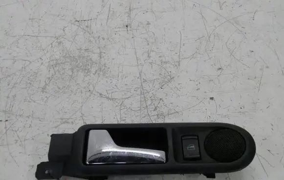Volkswagen PASSAT B5.5 Rear door interior handle 