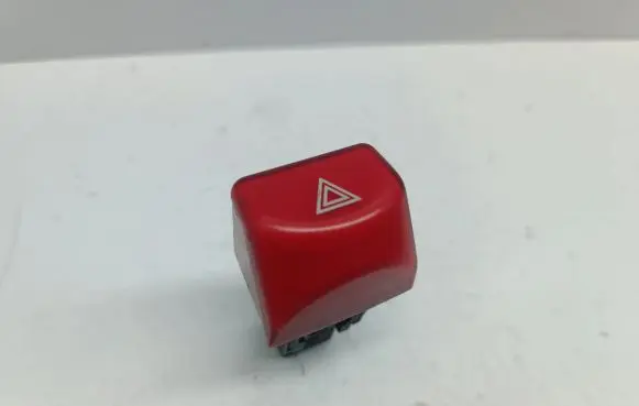 Nissan Micra Hazard light switch 06019