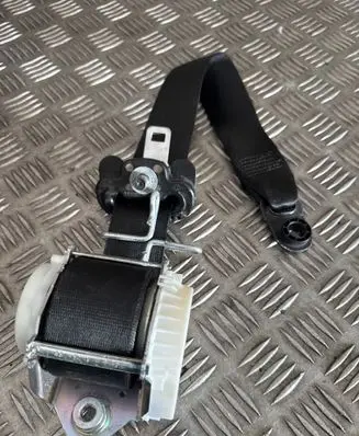 Jaguar XF X250 Front seatbelt 34097058 B52814