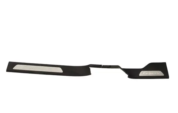 Porsche Cayenne (9Y0 9Y3) Front sill trim cover 760853845A
