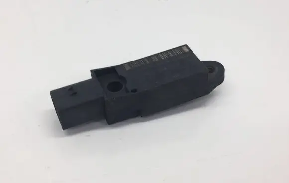 Mercedes-Benz Vito Viano W639 Airbag deployment crash/impact sensor A0028202726