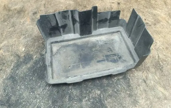 Honda Civic Battery tray 