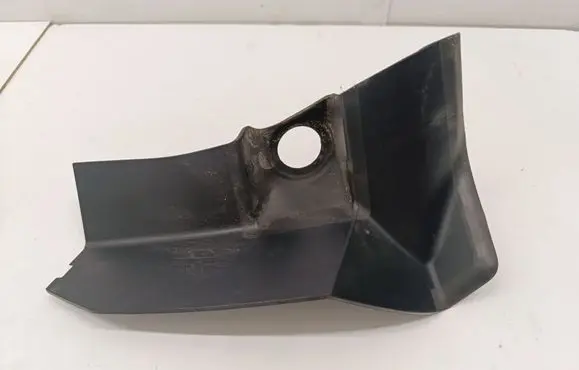 BMW 2 F46 Rear/tail light trim molding 7328160