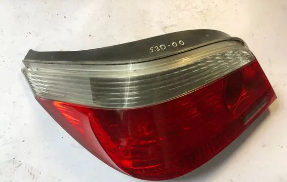 BMW 5 E60 E61 Rear/tail lights 6910767 2VP008679