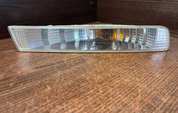 Opel Vivaro Front indicator light 89020828 89006706