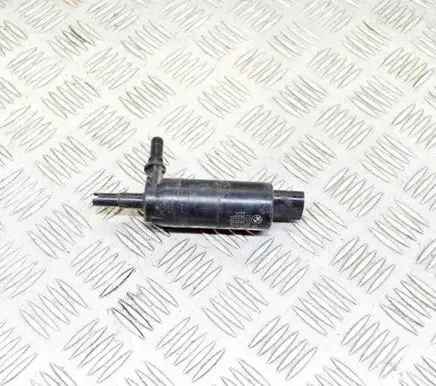 BMW 4 F32 F33 Windscreen/windshield washer pump 3323525 7217792