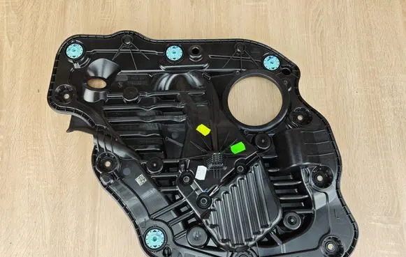 BMW 4 G22 G23 G24 G26 Front door electric window regulator 7499227