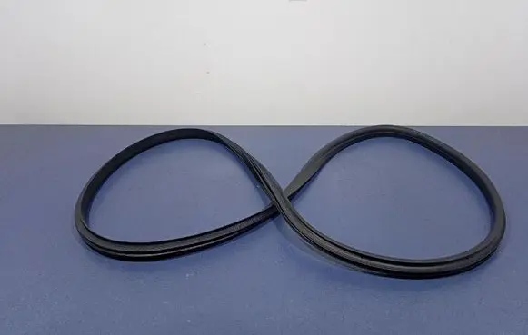 Renault Captur Front door rubber seal 
