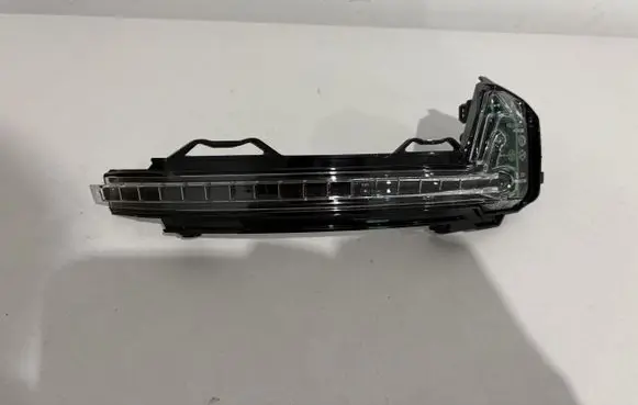 Volkswagen Tiguan Mirror indicator light 5NA849102A