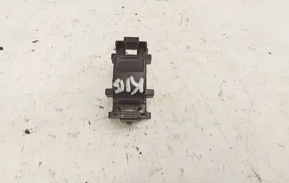 Toyota RAV 4 (XA30) Electric window control switch 19282910 8292B12