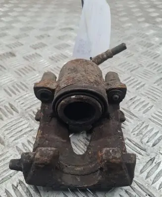 Volkswagen Polo Front brake caliper