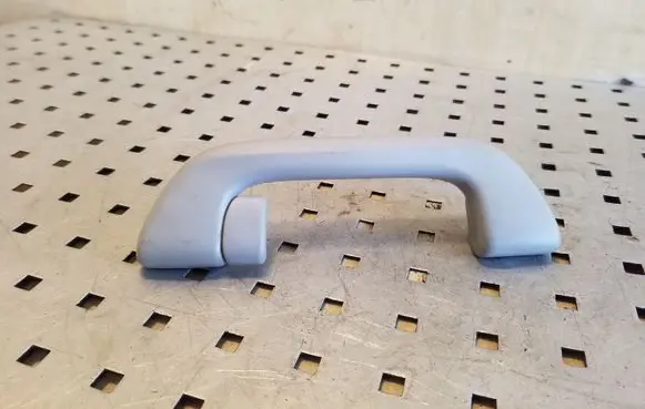 Honda CR-V Rear interior roof grab handle