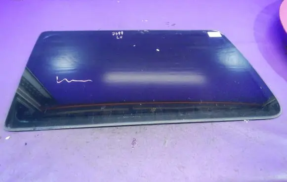 Volkswagen Transporter - Caravelle T4 Rear side window