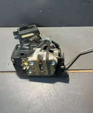 Mazda 6 Front door lock B13SPLR