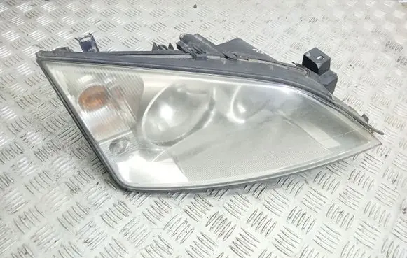 Ford Mondeo Mk III Headlight/headlamp 0301174204