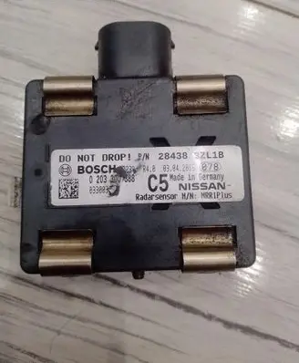 Nissan Pulsar Distronic sensor radar 
