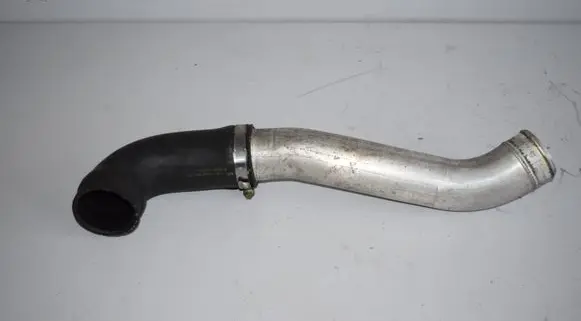 BMW 5 E39 Intercooler hose/pipe 2247967