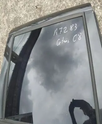 Citroen C8 Rear door window glass