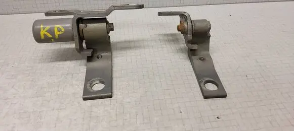 Ford Mondeo MK IV Front door hinge set A048575
