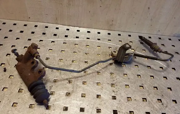 Toyota Yaris Master brake cylinder