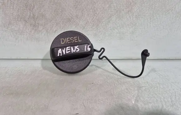 Toyota Avensis T270 Fuel tank filler cap