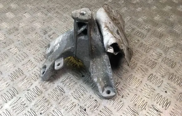 Audi A5 8T 8F Engine mounting bracket 8K0199308