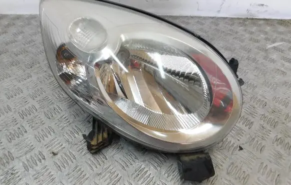 Citroen C1 Headlight/headlamp 811100H050 89032958 17502A011A