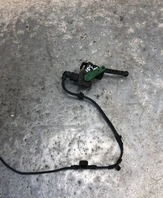 Headlight/headlamp level sensor