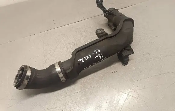 Intercooler hose/pipe