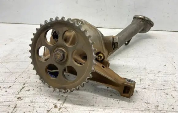 Mercedes-Benz E W124 Oil pump A1031810301 1031810301 A6031810902