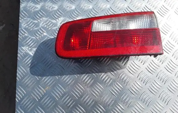 Renault Laguna II Tailgate rear/tail lights 8200002476