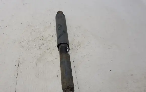Nissan NV200 Rear shock absorber/damper E6210BJ00A