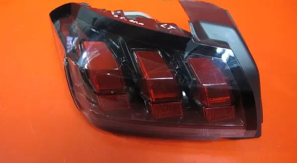 Peugeot 208 Rear/tail lights 9823216780