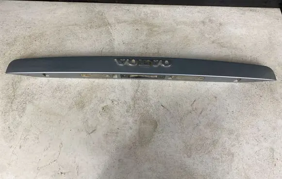Volvo V50 Trunk door license plate light bar 30699682
