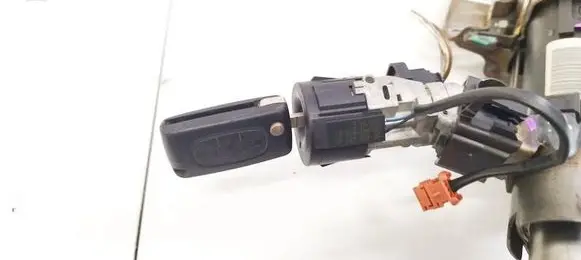 Peugeot 407 Ignition lock 9648445180