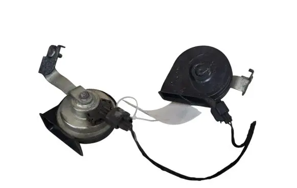 Volvo V60 Horn signal A046522