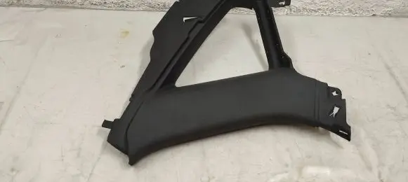(C) pillar trim