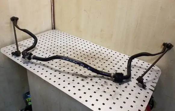 Toyota Corolla Verso E121 Front anti-roll bar/sway bar