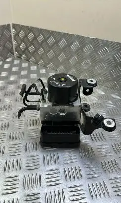 Land Rover Evoque I ABS Pump BJ322C405AG 28526460123