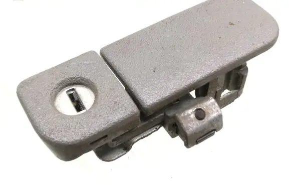 Mitsubishi Space Wagon Glove box handle 