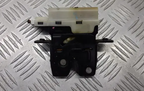 Nissan Micra Tailgate/trunk/boot lock/catch/latch 90502AV710